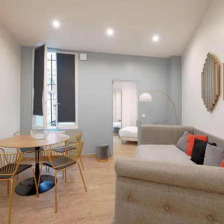 アパート Charmant And Cosy D'architecte